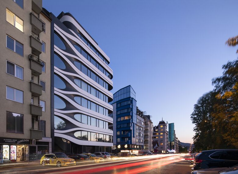 ConceptSystem 77 Türen und ConceptWall 60 Fassaden - B73 ansässig in Sofia, Bulgarije