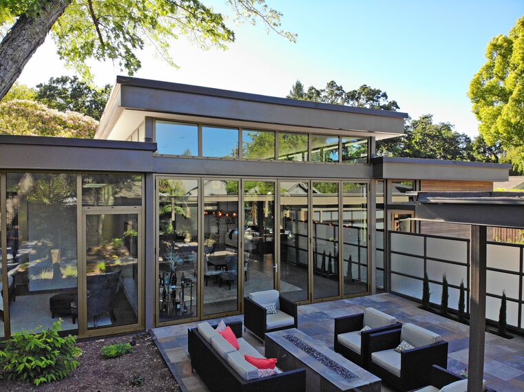 ConceptSystem 68 Fenster, ConceptFolding 77 Schieben und Falten und ConceptSystem 68 Türen - Villa Modern Prairie House ansässig in Sonoma Wine Country, Vereinigte Staaten von Amerika