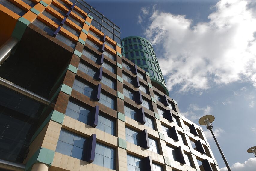 ConceptWall 50 Fassaden - Office building Shur Plaza ansässig in Baku, Aserbaidschan