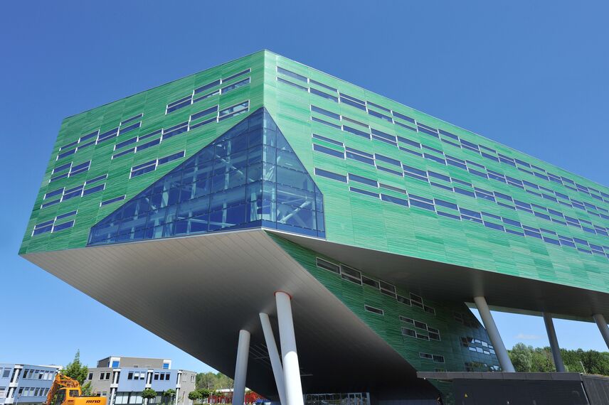 ConceptWall 50 Facciate continue, EcoSystem 50 Finestre e EcoSystem 50 Porte - College/University Centre for Life Sciences situato in Groningen, Paesi Bassi