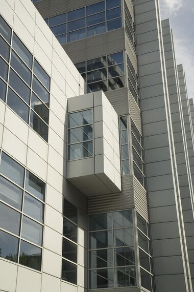 ConceptWall 50 Murs rideaux - Research/Engineering centre Laboratorium St Luc situé à Brussels, Belgique