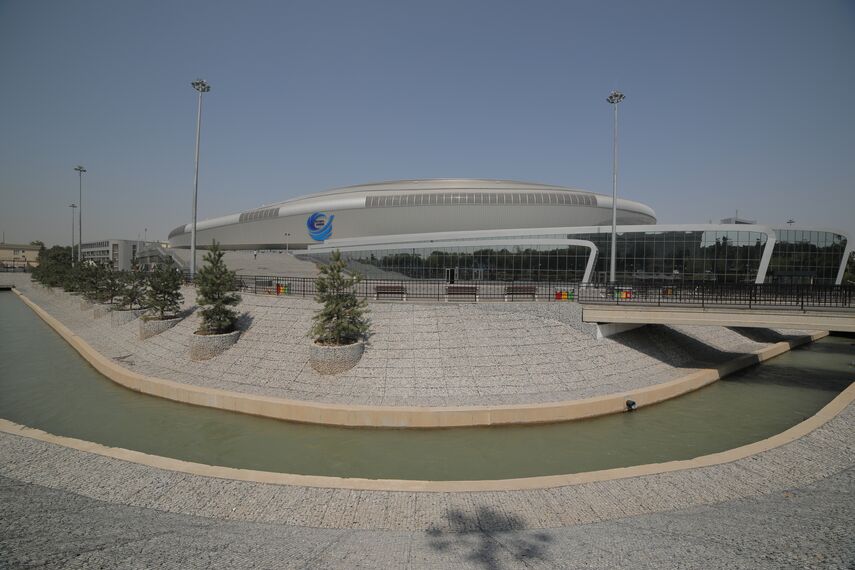 ConceptSystem 77 Türen und CW 50-HI Fassaden - Sports Humo Arena ansässig in Tashkent, Uzbekistan