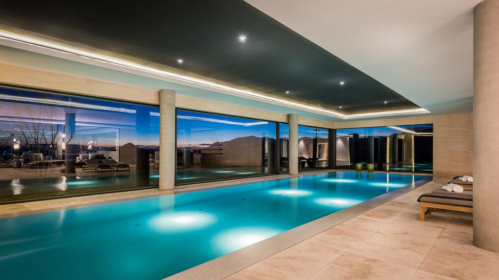 HiFinity Sistemi scorrevoli, ConceptSystem 77 Finestre e EcoSystem 50 Finestre - Heaven 11 situato in Marbella, Spagna
