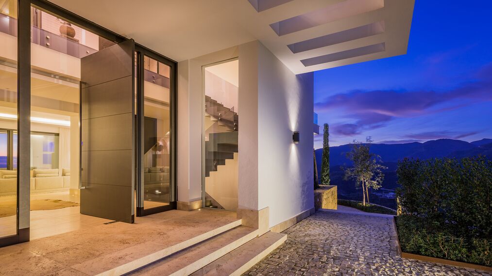 HiFinity Schieben und Falten, ConceptSystem 77 Fenster, ConceptPatio 155 Schieben und Falten und EcoSystem 50 Fenster - Villa Heaven 11 ansässig in Marbella, Spanien