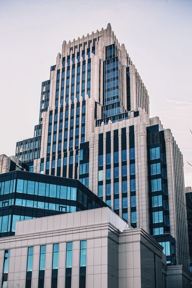 ConceptSystem 77 Fenster und CW 50-SL Fassaden - Business center Oruzheyniy ansässig in Moscow, Russland