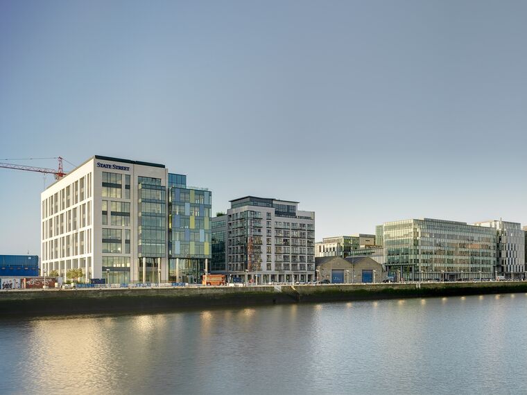 ConceptWall 60 Fassaden - Office building Sir John Rogerson's Quay ansässig in Dublin, Irland