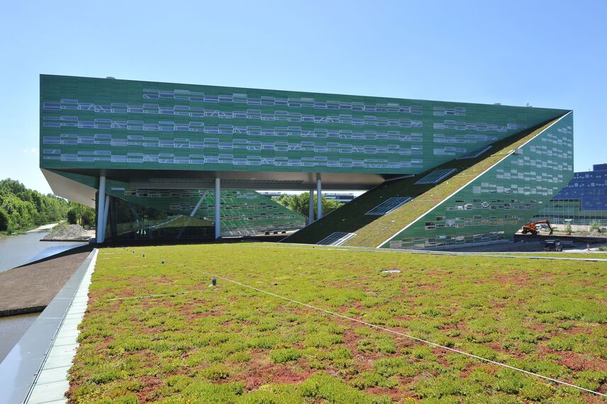 ConceptWall 50 Fassaden, EcoSystem 50 Fenster und EcoSystem 50 Türen - College/University Centre for Life Sciences ansässig in Groningen, die Niederlande