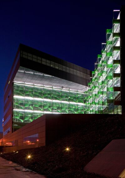 ConceptSystem 68 Fenster, ConceptSystem 68 Türen, ConceptWall 50 Fassaden und ConceptWall 86 Fassaden - Office building Hauptsitz Coca-Cola ansässig in Madrid, Spanien