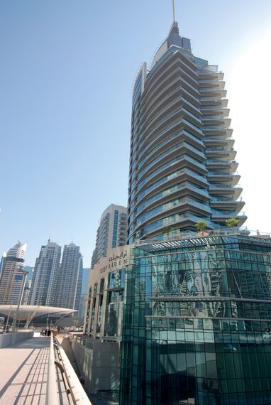 ConceptWall 50 Facciate continue - Complesso di appartamenti Bayside Residence situato in Dubai, Emirati Arabi Uniti