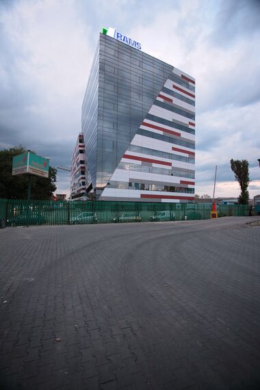 ConceptWall 50 Fassaden - Office building RAMS Business centre ansässig in Bucharest, Rumänien