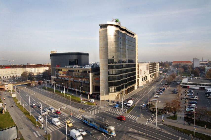 BriseSoleil 100 Sonnenschutz und ConceptWall 50 Fassaden - Office building Arkady Wrocławskie ansässig in Wrocław, Polen