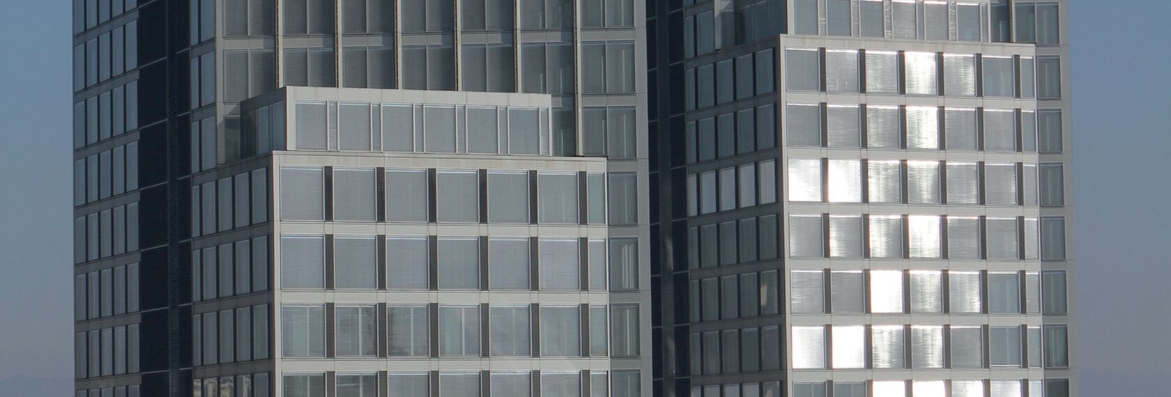 CS 86-HI (c) Abgesagte Systeme, CW 86 Standard Fassaden und CW 86-EF Fassaden - Business center Sopharma Litex Business Towers ansässig in Sofia, Bulgarije