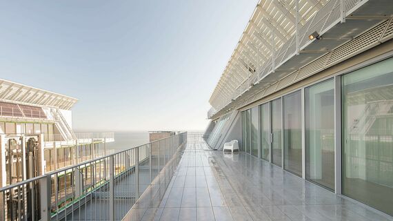 HiFinity Sistemi scorrevoli, ConceptSystem 59Pa Porte, ConceptWall 50 Facciate continue e SlimLine 38 Ferro Finestre - Complesso di appartamenti Prata Riverside village situato in Lisbon, Portogallo